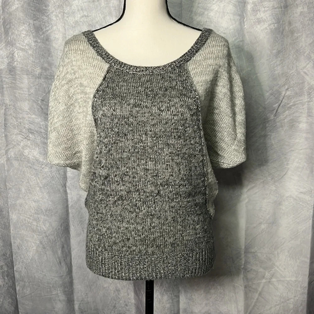 American Rag Cie Dark & Light Gray Boatneck Dolman Short Sleeved Sweater - XS